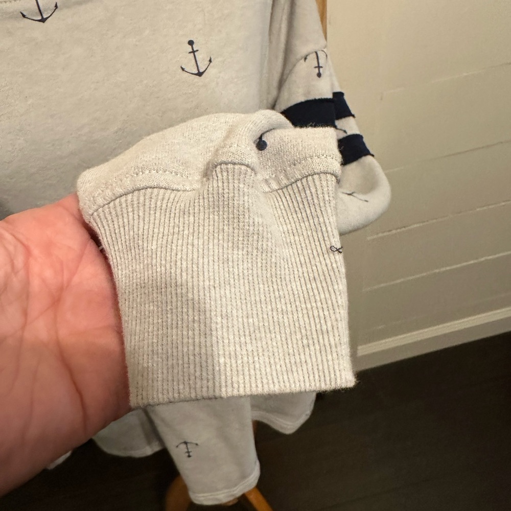 Long sleeve top - Picture 4 of 6